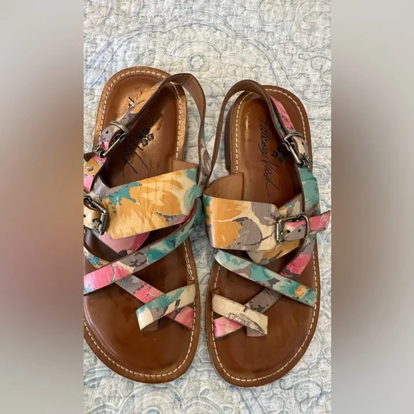 Patricia Nash fort bloom fidella sandals - Picture 10 of 15